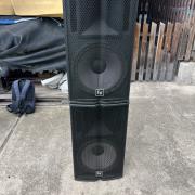 Electro Voice tx1152