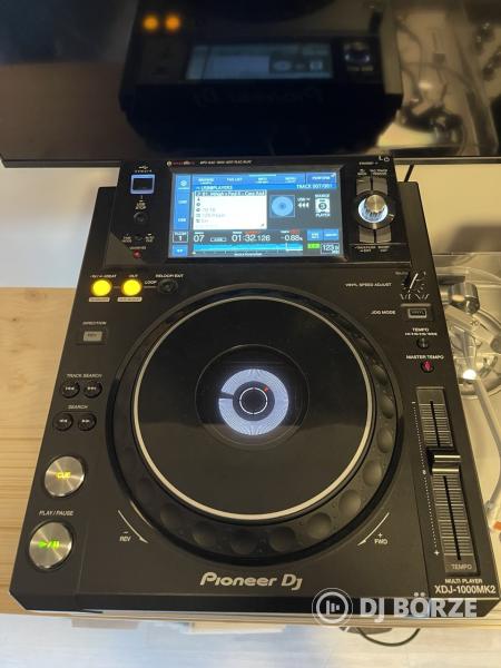 Pioneer XDJ-1000 MK2 + decksaver