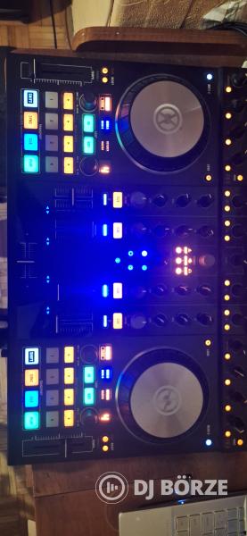 Traktor S4 MK2 kontroller