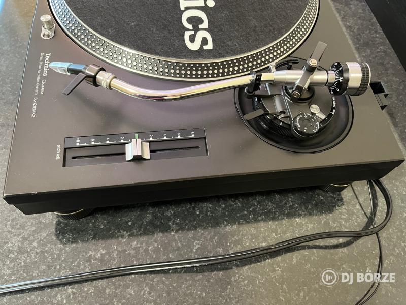 ELADÓ PÁRBAN 2DB GYŰJTŐI ÁLLAPOTÚ TECHNICS SL-1210MK2 LEMEZJÁTÓ