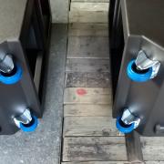 3 Utas Szirom Hangfal