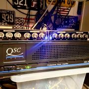 QSC - USA 850 végfok - Made In USA!