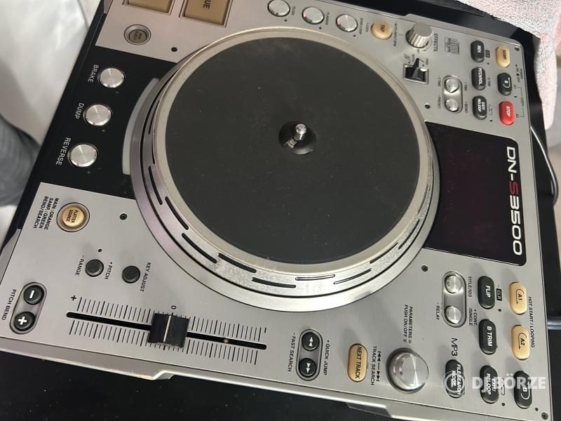 Denon DNS 3500 lejátszó