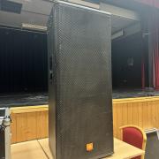 4 db JBL MRX 525 Top hangfal