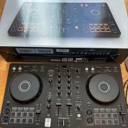 Pioneer DJ kontroller, DDJ-FLX4 2