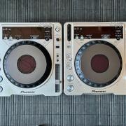 2x Pioneer CDJ-800 mk2