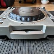 2x Pioneer CDJ-800 mk2