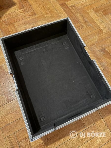 Pioneer Dj eszközökhöz szállító rack