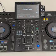 Pioneer XDJ-RX3 + Táska