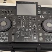 Pioneer XDJ-RX3 + Táska