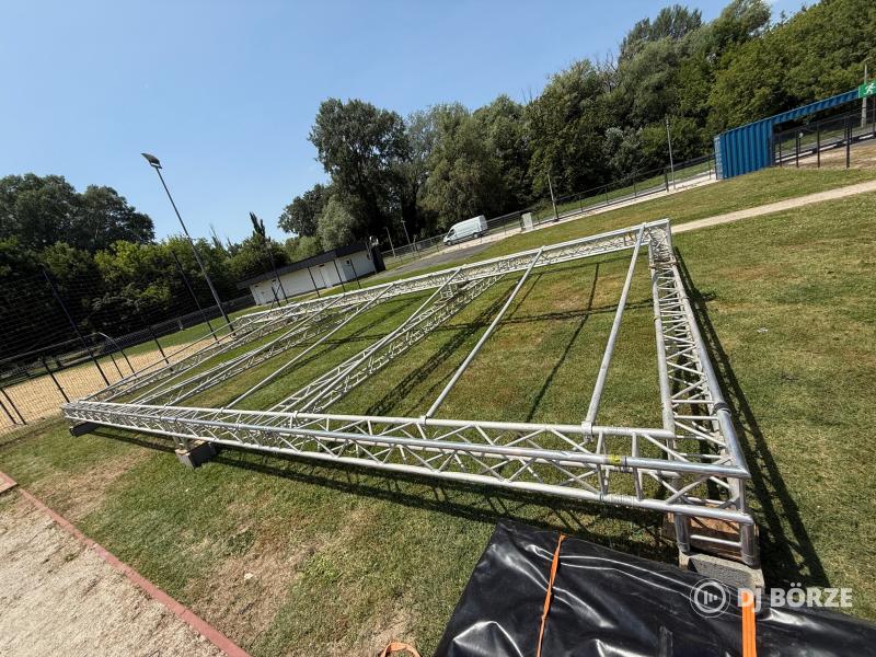 Global Truss F34 - 11 x 9 színpad fedés