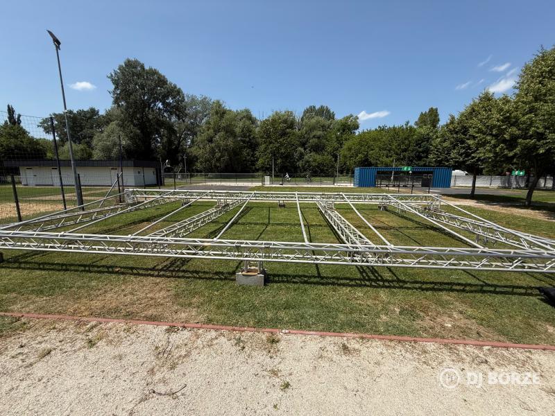 Global Truss F34 - 11 x 9 színpad fedés