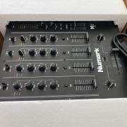 Numark M6-USB DJ keverő