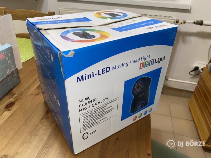 Mini LED Moving Head 7x10w RGBW wash diszkó lámpa