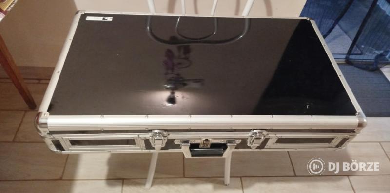 Roadinger DIGI M-10 DJ keverőpult tok (H x Sz x Ma) 165 x 860 x 505 mm