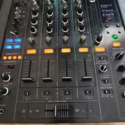Pioneer djm 800 professional mixer