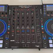 Denon DJ MCX8000