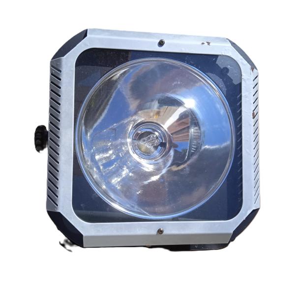 Stroboszkóp , AS-500 , 500 W-os , kevés üzemórát ment  .
