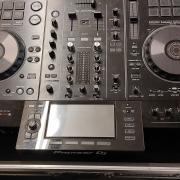 Pioneer XDJ RX2 + UDG Rack Eladó