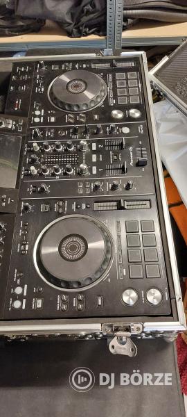 Pioneer XDJ RX2 + UDG Rack Eladó