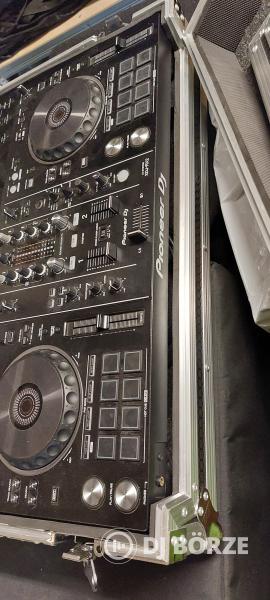Pioneer XDJ RX2 + UDG Rack Eladó