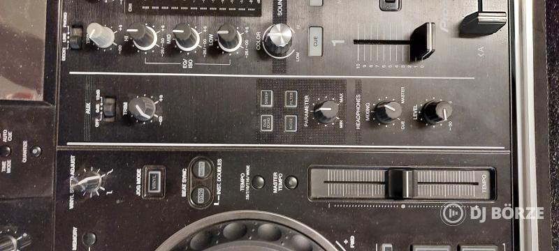 Pioneer XDJ RX2 + UDG Rack Eladó