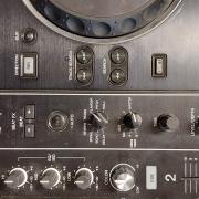 Pioneer XDJ RX2 + UDG Rack Eladó