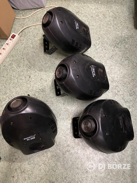Eurolite TC-250 DMX Scanner 3 db, és TC-150 DMX Scanner 1 db egyben