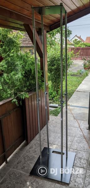 Eladó 2 darab egyedileg gyártott totem oszlop