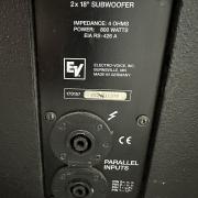 Kihasználtság miatt eladó 2db Electro-Voice RX 218 S Subwoofer