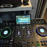 Denon prime 4plus + hordtáska+500gb SSD