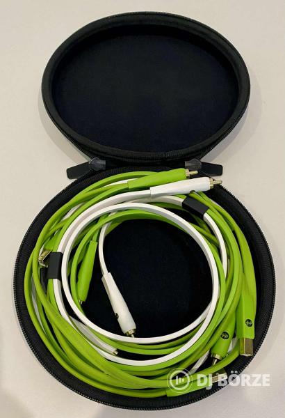 Oyaide Neo D+ Class B high end kábel szett (2xRCA, 2xUSB)