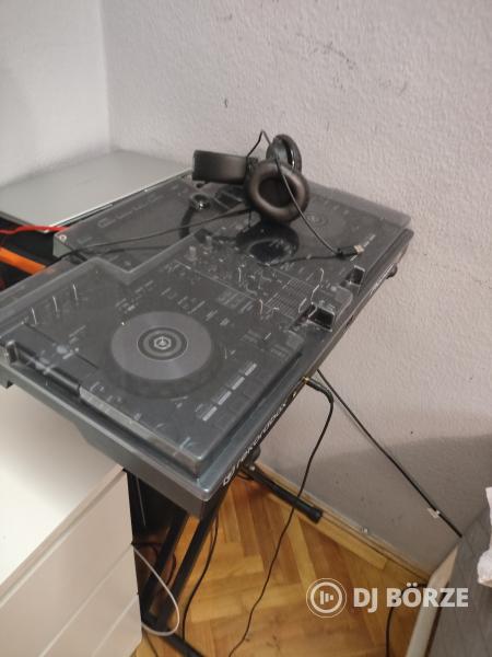 Pioneer xdj RR dobozában garanciával eladó