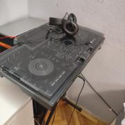 Pioneer xdj RR dobozában garanciával eladó