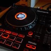 Numark Platinum FX DJ Kontroller