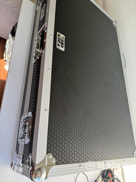 AlphaTheta XDJ-AZ + rack