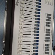 Avolites Tiger Touch Wing konténerben
