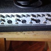 Phonic Powerpod 408 80 watt és két Phonic hangfal