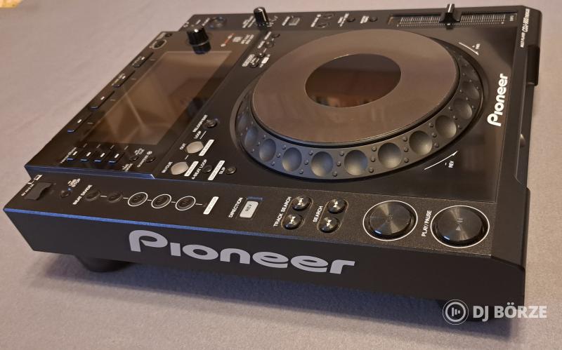Eladó 2db Pioneer CDJ 900 Nexus + 2db Rack