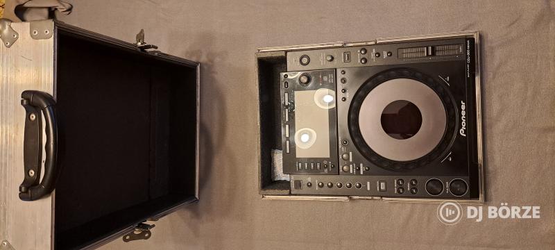 Eladó 2db Pioneer CDJ 900 Nexus + 2db Rack