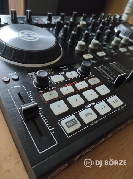 Traktor Kontrol S4 MK2