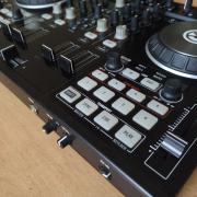 Traktor Kontrol S4 MK2