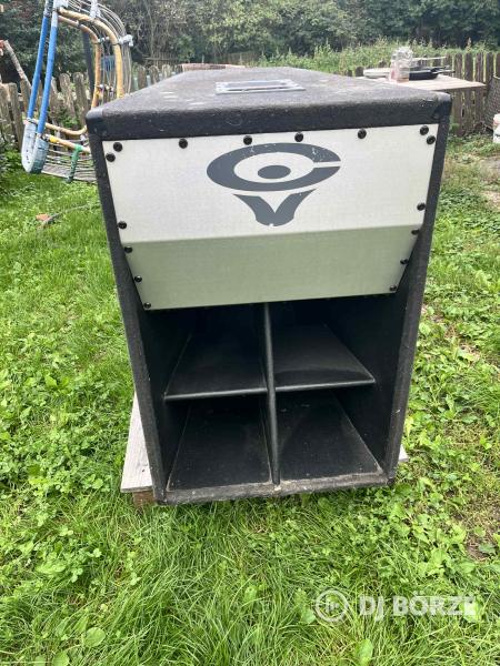 Komplett rendszer ( Peavey topok, Cerwin Vega subok)