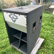 Komplett rendszer ( Peavey topok, Cerwin Vega subok)