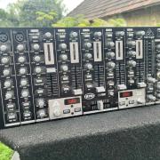 Komplett rendszer ( Peavey topok, Cerwin Vega subok)