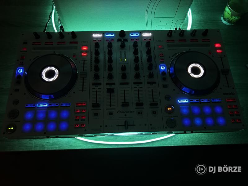 Pioneer ddj sx white