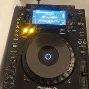 Pioneer CDJ- 900 nexus