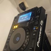 Pioneer CDJ- 900 nexus