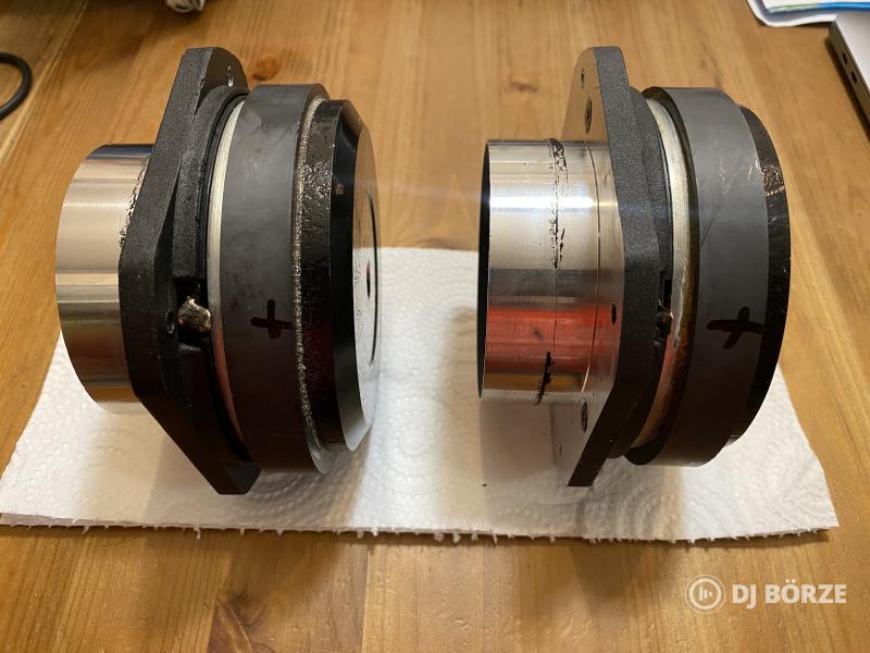 MNC 33359 ring magassugárzó, 2 db, 8 ohm, 300W