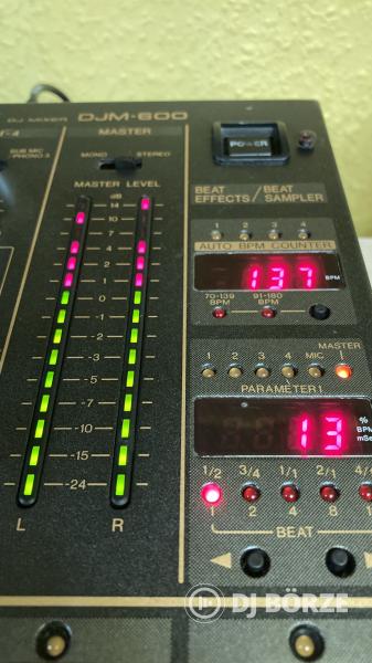 Pioneer djm 600